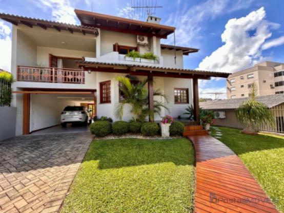 Casas e Sobrados