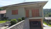 Casas e Sobrados