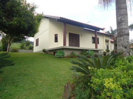 Casas e Sobrados