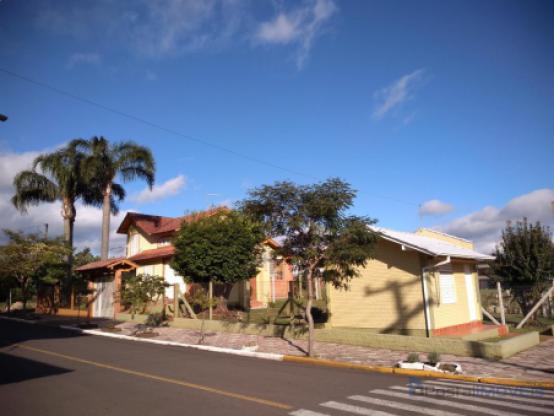 Casas e Sobrados