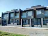 Casas e Sobrados