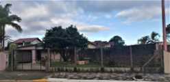 Casas e Sobrados
