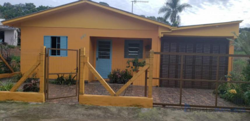 Casas e Sobrados