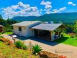 Casas e Sobrados